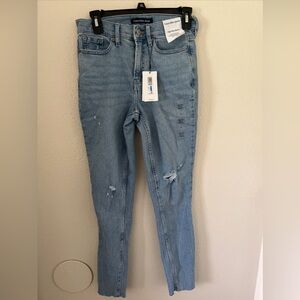 NWT Calvin Klein Women’s Distressed High Rise Skinny Jeans Size 25 Retail $89.50